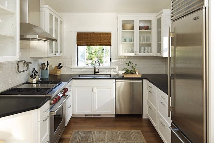 Desain Rumah 10 x 12 dengan Dapur minimalis yang tersaa hangat