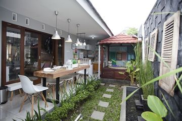 Desain Dapur untuk Rumah 8 x 10