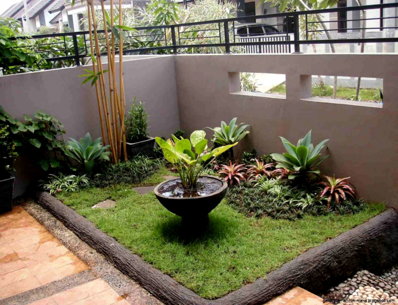 DESAIN DEPAN RUMAH MINIMALIS DENGAN BATU ALAM