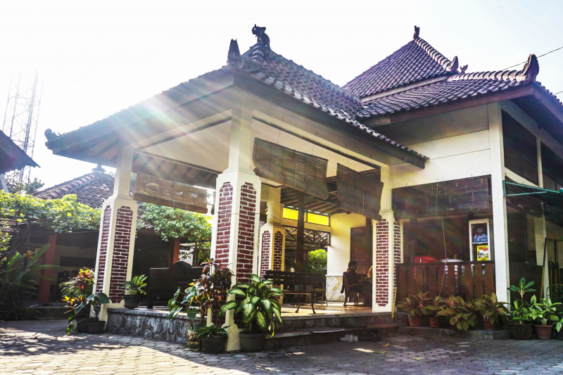 DESAIN RUMAH JOGLO MINIMALIS