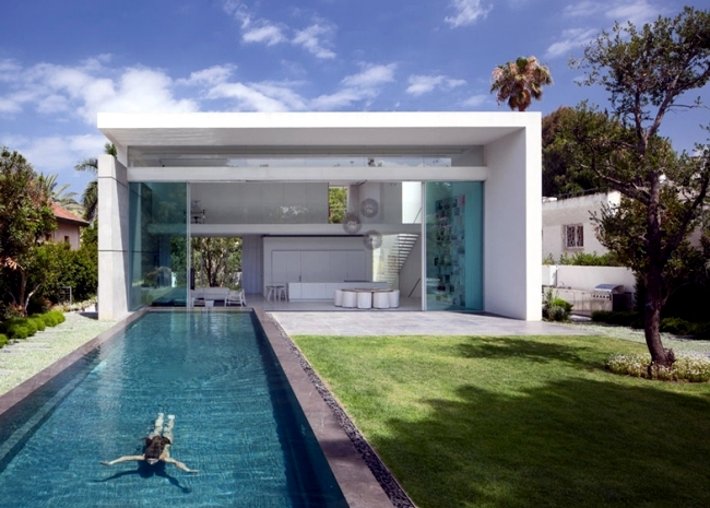 Desain Rumah kaca yang menghadap kebun