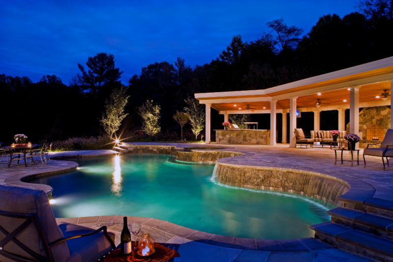 Desain Rumah Ada Kolam Renang Keren