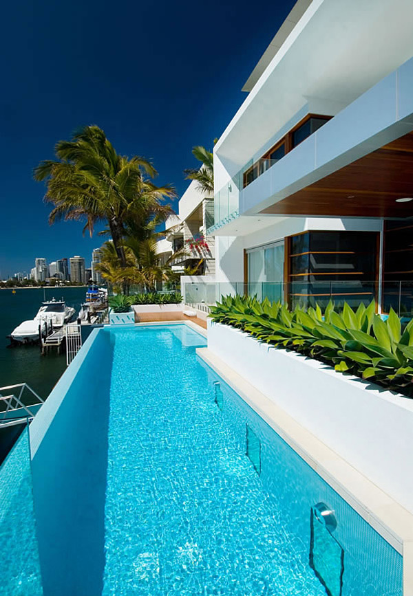 Desain Rumah Ada Kolam Renang Modern Minimalis