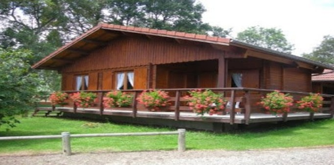 Desain Rumah desa sederhana yang berkarakter