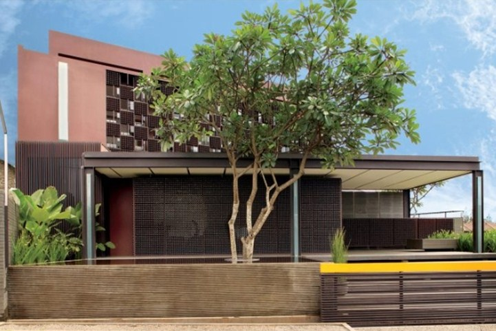 Rumah kayu minimalis desain sederhana