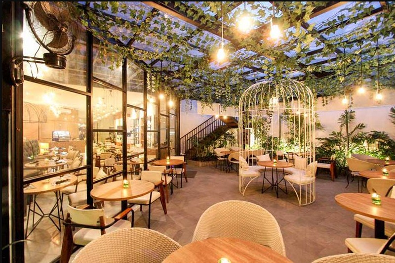 Cara mendekorasi cafe mewah