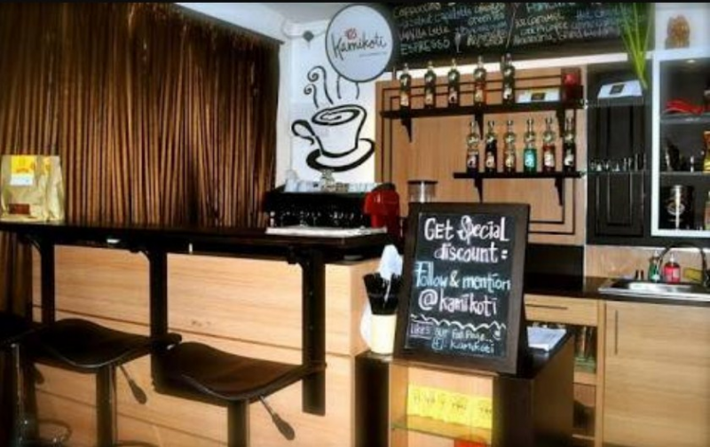 Cafe dengan mini bar