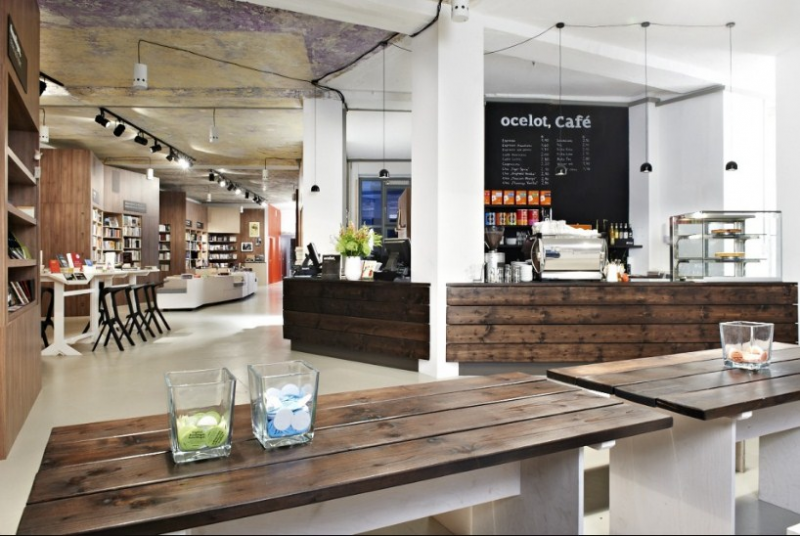 Cafe Sederhana Tapi Berkelas