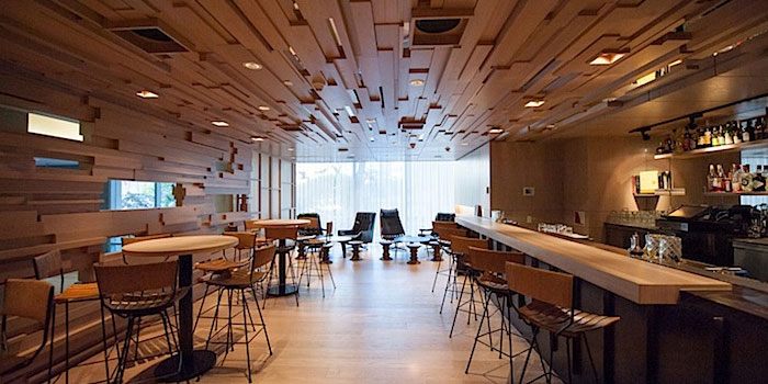 Desain tembok cafe unik