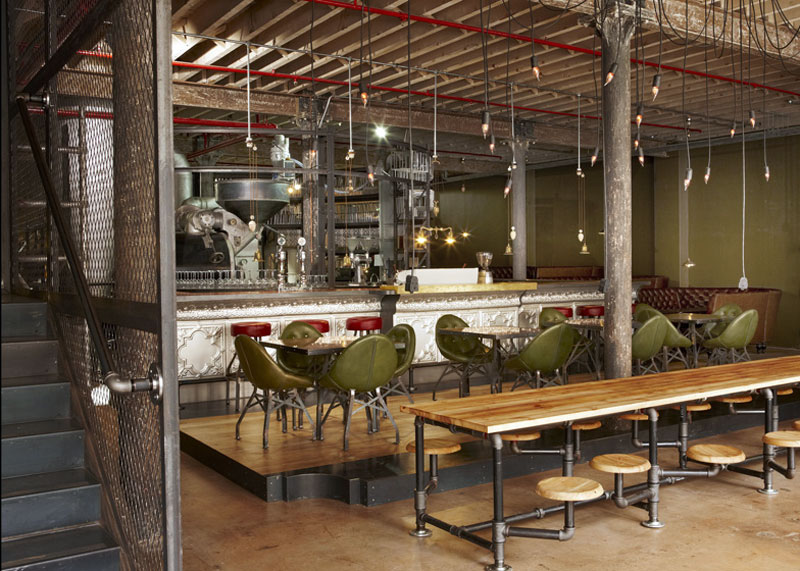 Menghiasi Kedai Kopi