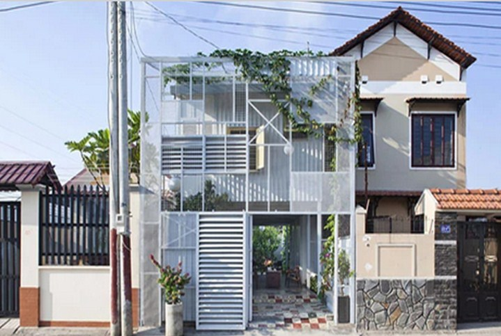 Desain Rumah Panggung Memanjang dan Fleksibel