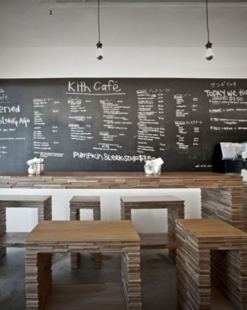Desain tembok cafe hitam putih