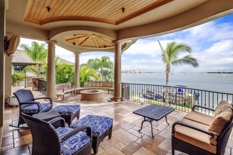 Contoh Gambar Desain Rumah Tropis