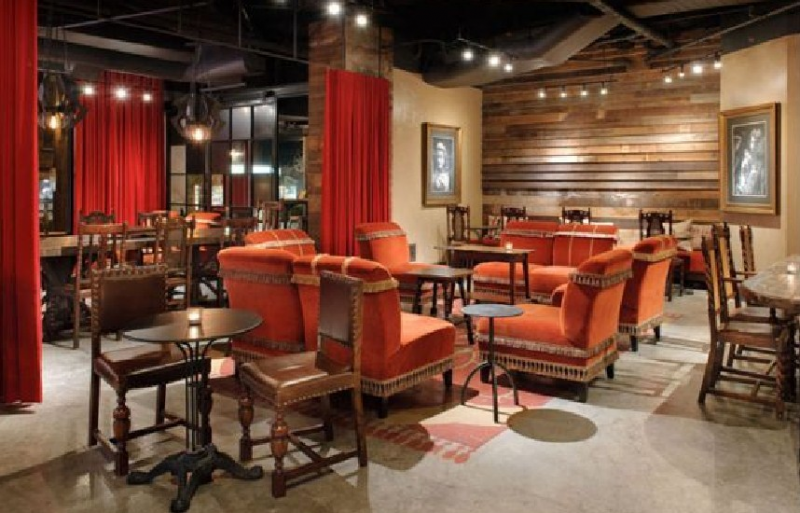 Interior klasik untuk cafe modern