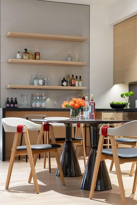 Minibar minimalis untuk area bersantai