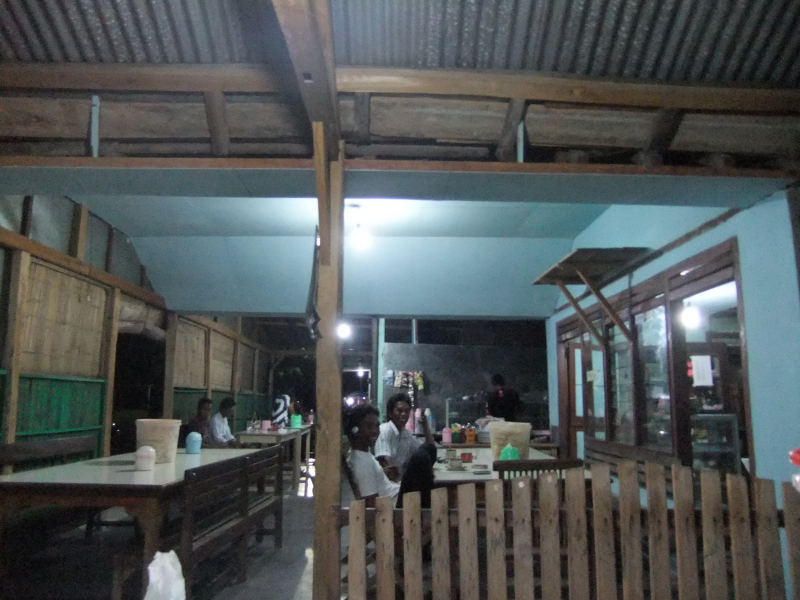 Pencahayaan Warung Makan