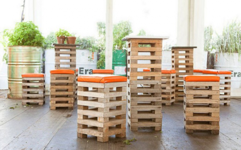 Kayu Bekas Untuk Dekorasi Cafe