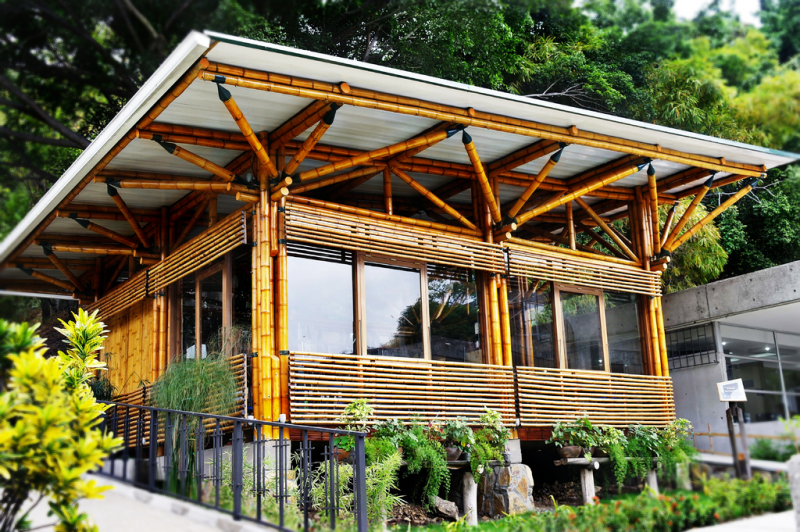 Cafe Dengan Konsep Unik