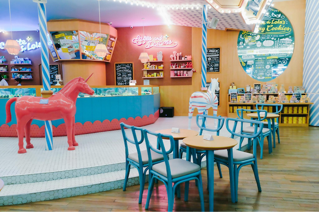 Desain interior cafe unik instagramable