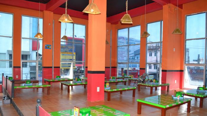 Desain Cafe Lesehan dan Rumah Makan