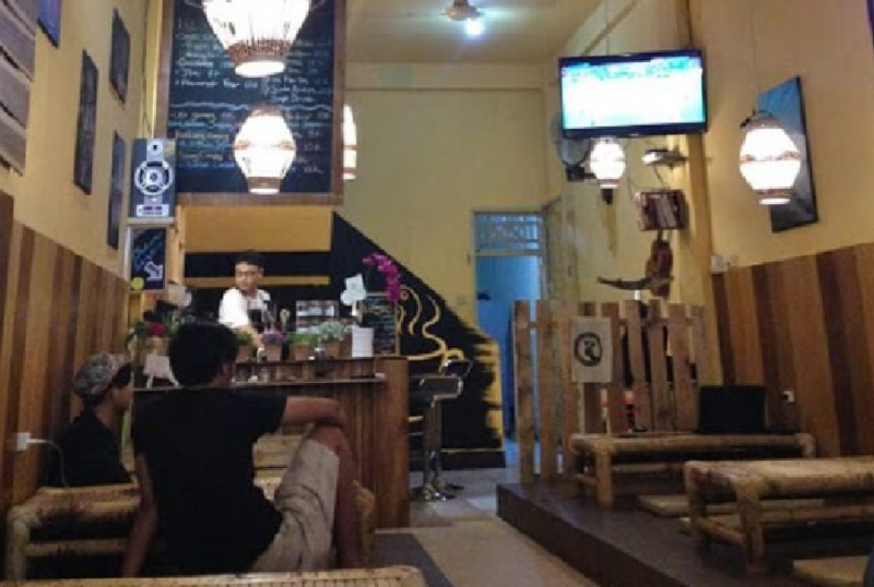 Desain Cafe Lesehan Kedai Kopi