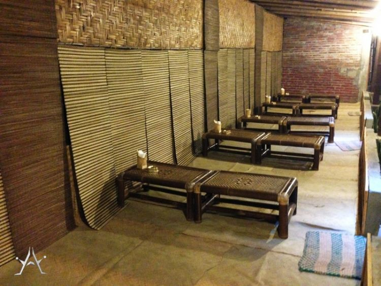 Desain Cafe Lesehan Sederhana