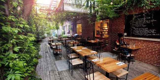 Desain Cafe Outdoor Pinggir Jalan Nuansa Alam