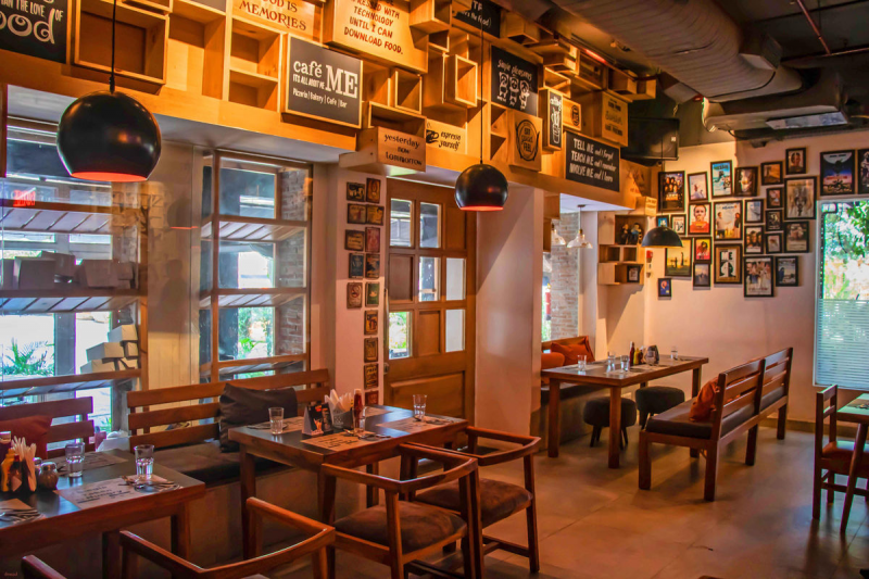 Cafe Sederhana Nuansa Klasik