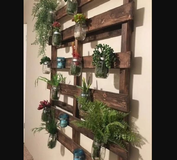 Desain Taman di Rak Dinding