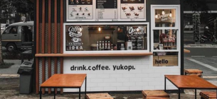 30 Desain Interior Warung Kopi Sederhana Yang Nyaman
