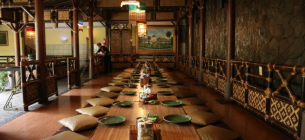 30 Ide dan Inspirasi Desain Rumah Makan Terbaru