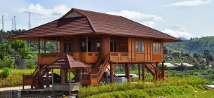 30 Inspirasi Desain Rumah Panggung Kayu Modern Terbaru