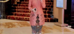 Aneka Desain Model Kebaya Hijab Yang Cantik Dan Menarik